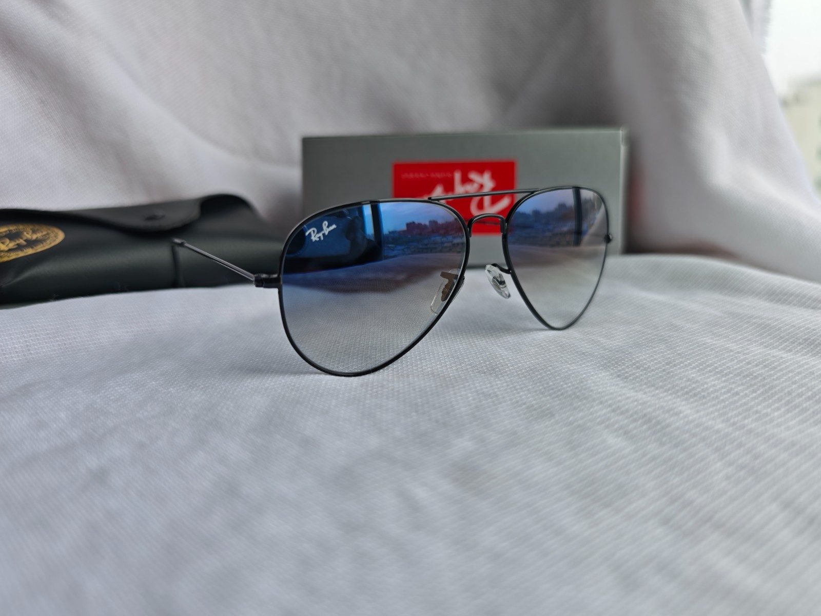 RAY-BAN RB3026 Aviator Sunglasses 62MM Gradient Blue Lens/Black Frame