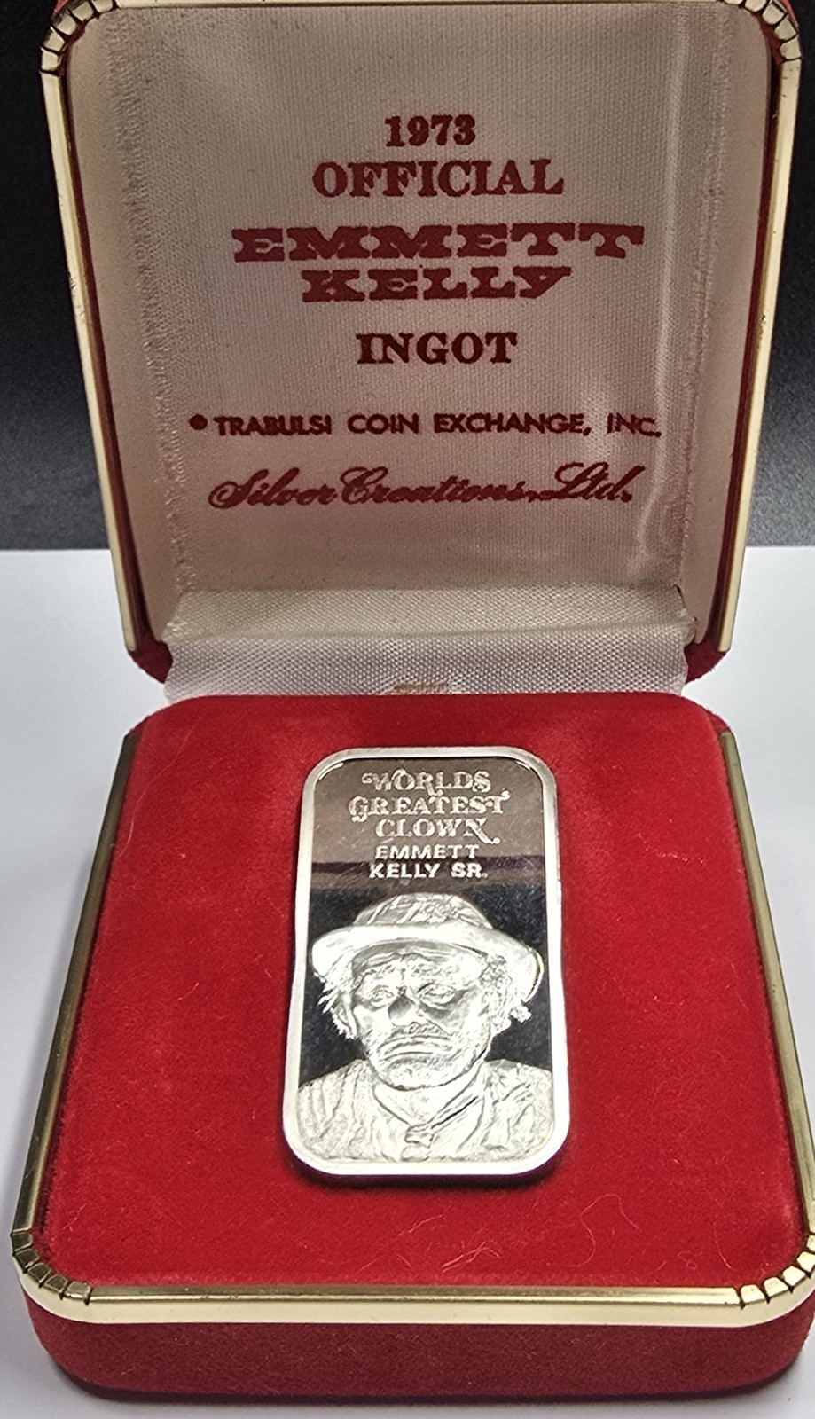 1973 1oz .999 Silver Emmett Kelly Clown Ingot W/ Display Box & COA 1103/4000 1973 1oz .999 Silver Emmett Kelly Clown Ingot W/ Display Box & COA 1103/4000