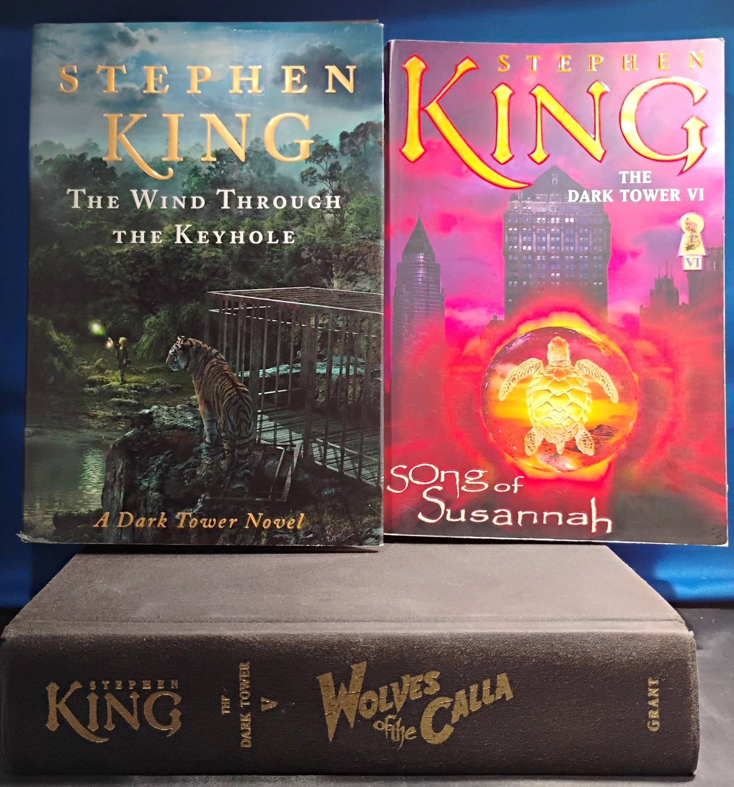 Stephen King Dark Tower Lot; Wolves of the Callah, Wind Through The Keywhole HC