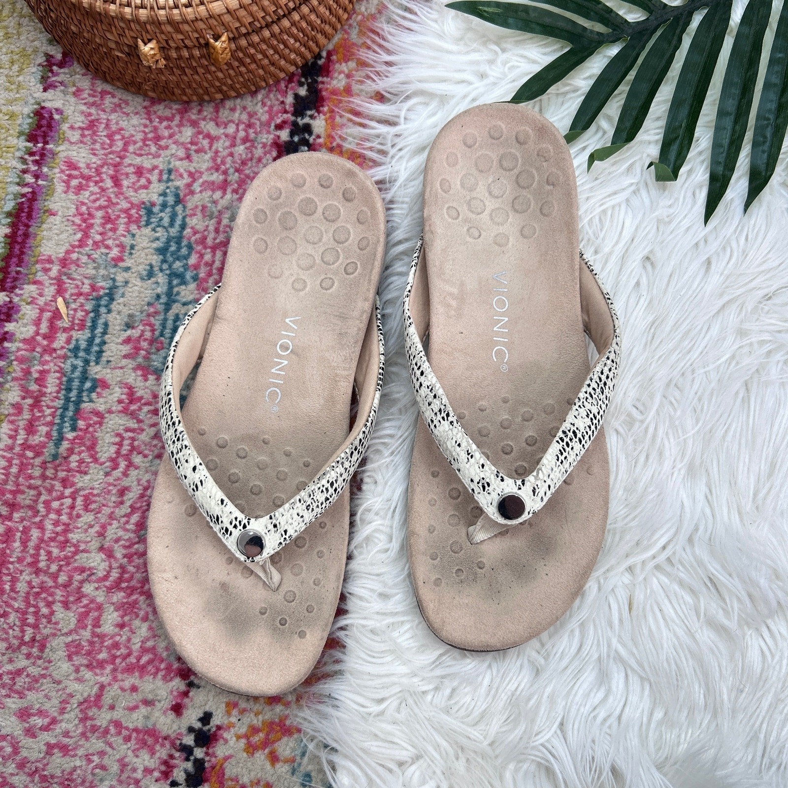 Vionic Davina Flip Flop Sandal 9 Snakeskin Print Slip On Cushioned Comfy
