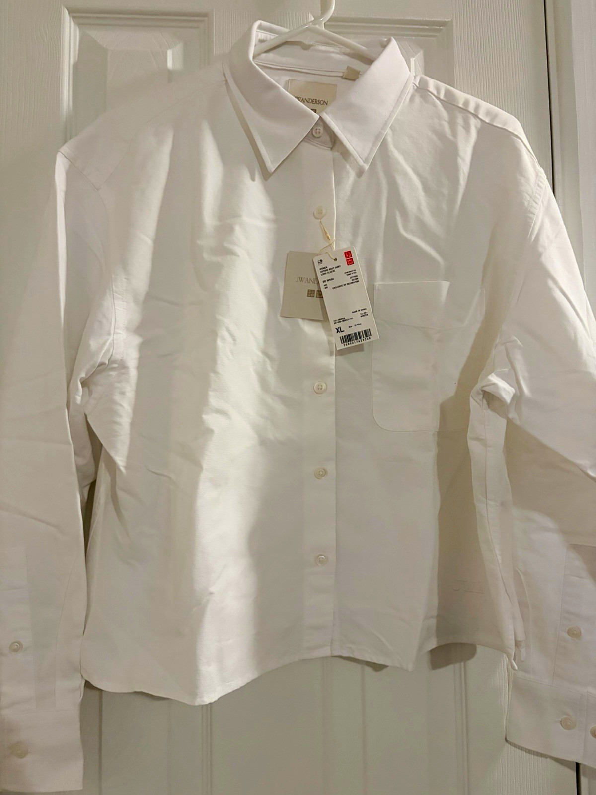 JW Anderson x Uniqlo Women\'s Oxford Boxy Long Sleeve Button-Down Shirt XL JW Anderson x Uniqlo Women\'s Oxford Boxy Long Sleeve Button-Down Shirt XL