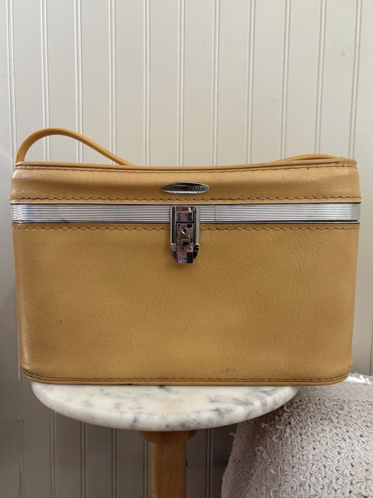 Vintage Sears Featherlite Cosmetic Train Case in Mustard Yellow VTG Retro Granny