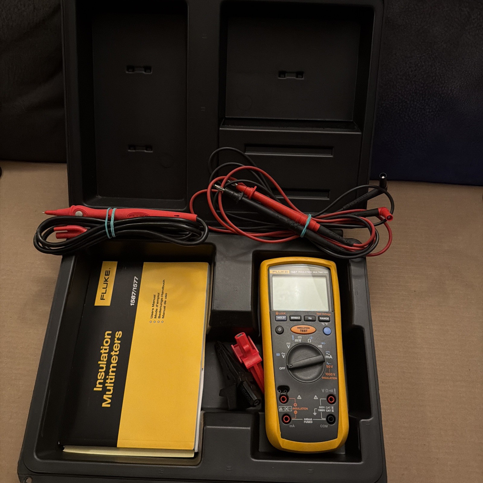Fluke 1587 Digital Insulation Multimeter with Leads And Case Fluke 1587 Digital Insulation Multimeter with Leads And Case