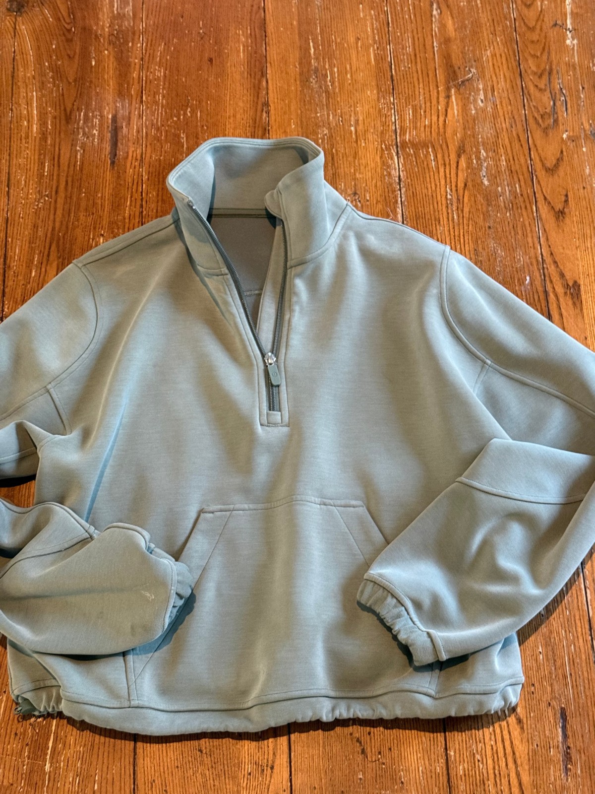 Lululemon Softstreme Half-Zip Pullover – Sage Green Cropped Sweatshirt Lululemon Softstreme Half-Zip Pullover – Sage Green Cropped Sweatshirt