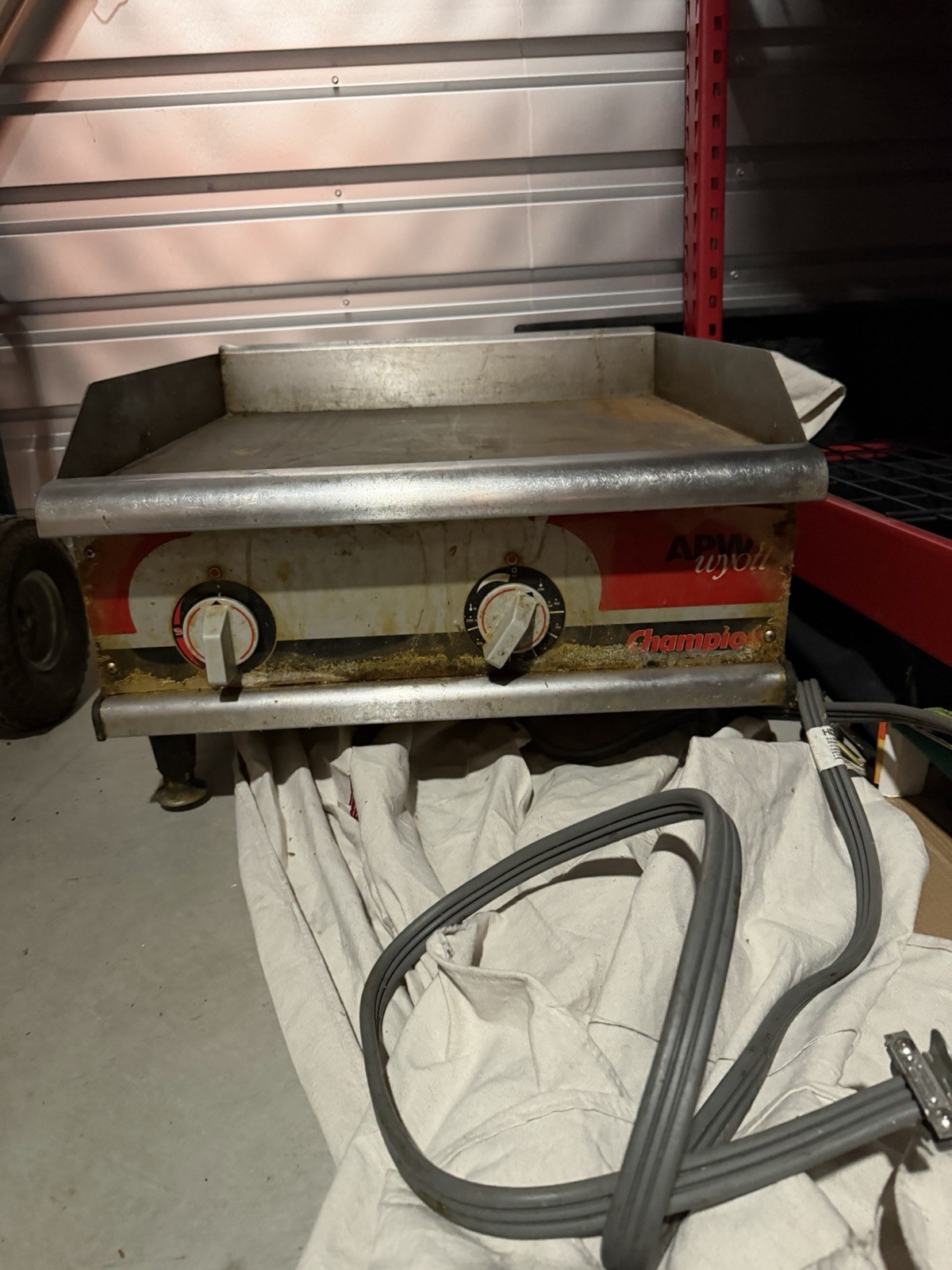 APW Wyott Champion 24” Griddle Countertop