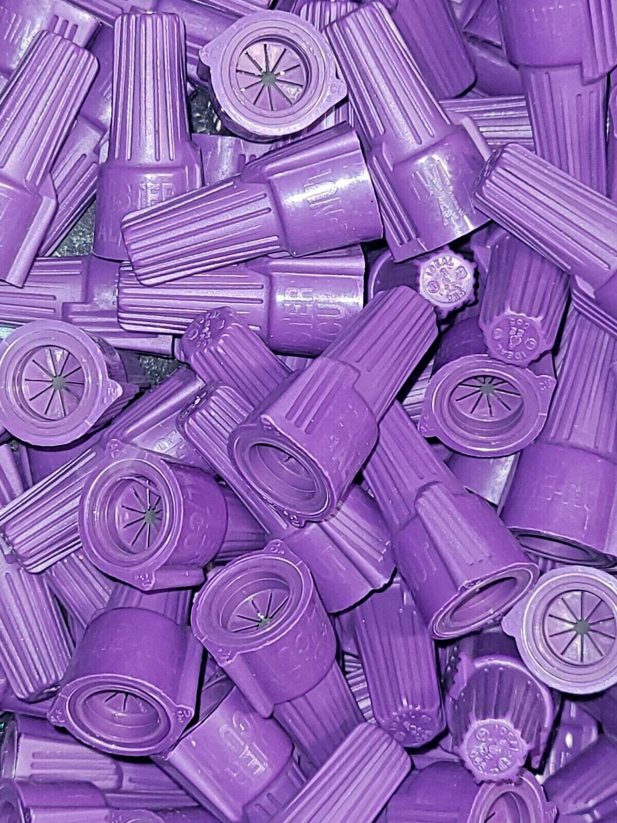 Ideal Twister Al/Cu Winged Wire Connectors Aluminum to Copper 65 Purple