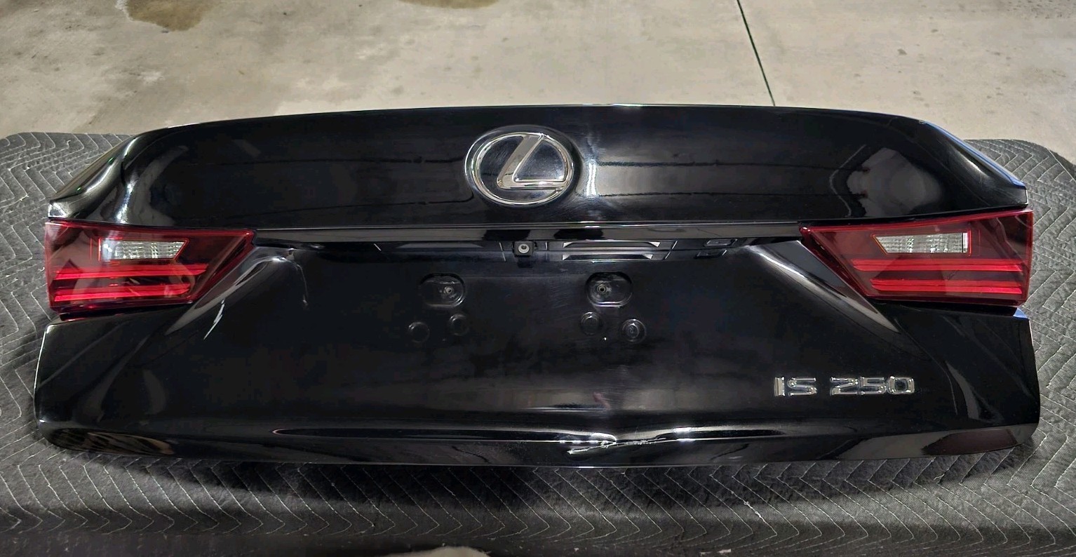 2014-21 Lexus IS250 Genuine Trunk Lid w/Rear View Camera (NO SHIPPING)