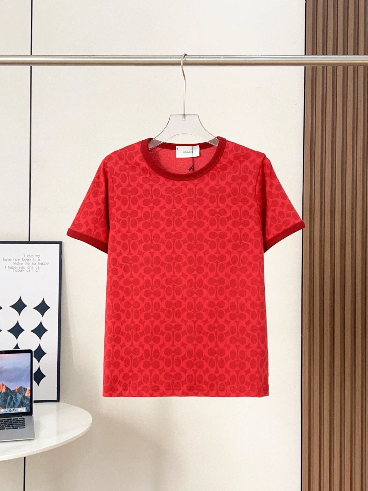 NWT COACH Women's RED signature printed  T SHIRT 100% Cotton