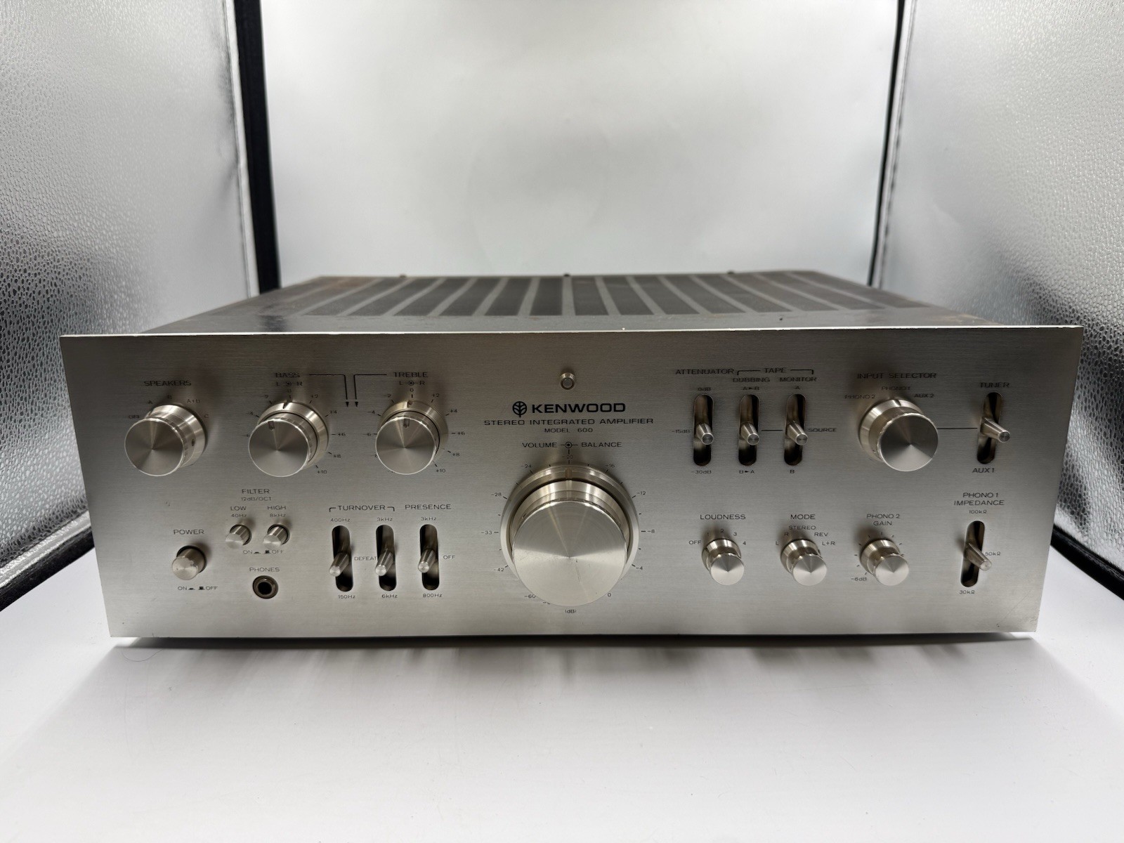 Vintage 1970’ Kenwood Model 600 Integrated Stereo Amplifier - Serviced