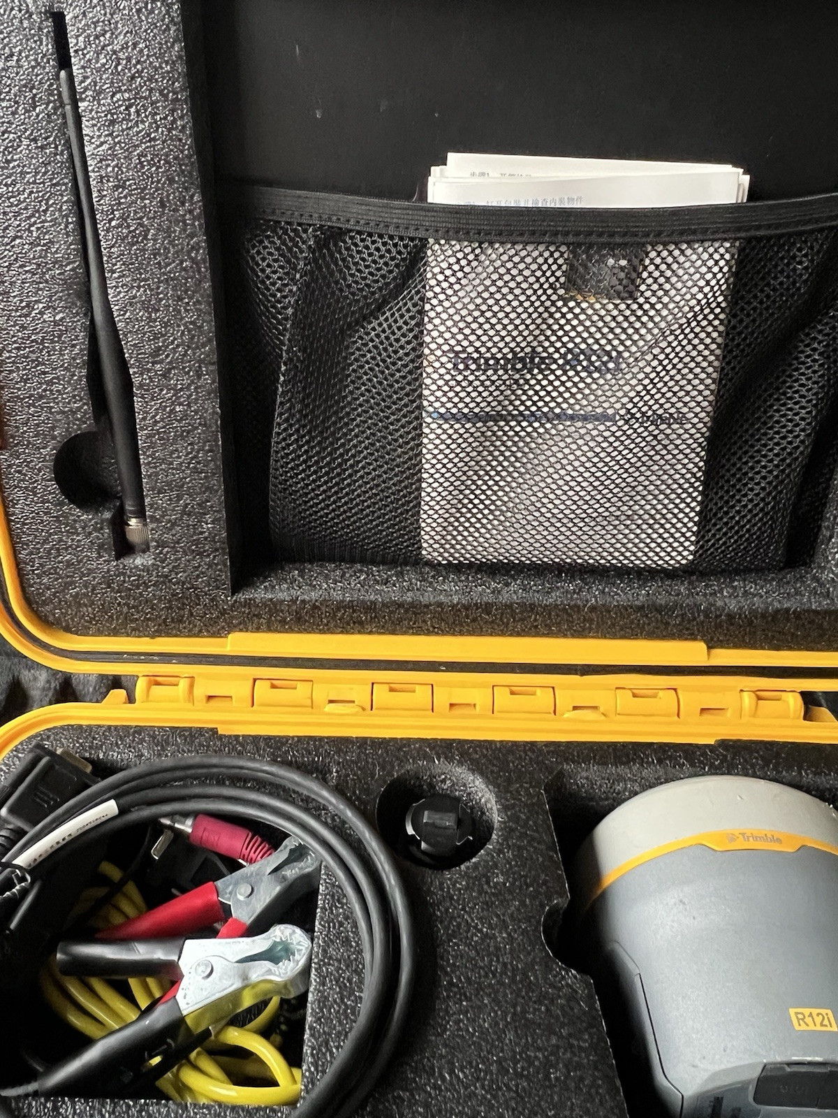 TRIMBLE R12i 90914-60 UHF GNSS Receiver with IMU/TDL-450H