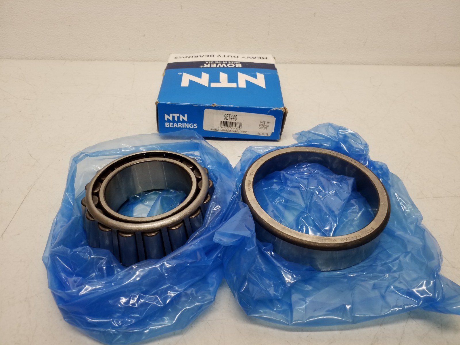 NTN Bower SET440 Tapered Roller Bearing Cone & Cup HM212049VW6 HM212011VW6