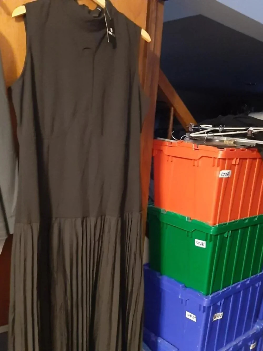 NEW TAG Stylewe Women Sleeveless Long Dress With Pleated Skirt Black Size 2XL NEW TAG Stylewe Women Sleeveless Long Dress With Pleated Skirt Black Size 2XL