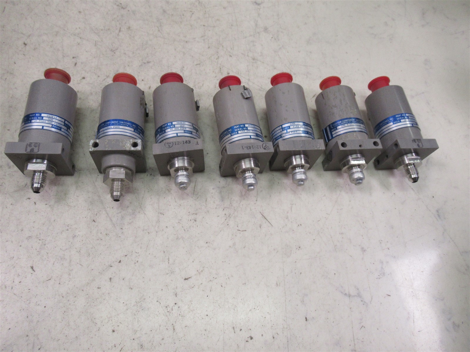 Custom Component Switches Aneroid Pressure Switch 28V 44A119 Aviation Lot of 7