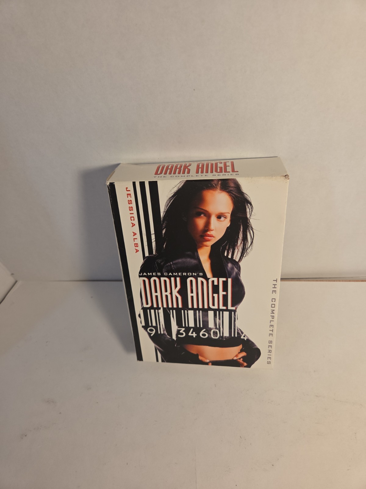James Cameron\'s Dark Angel DVD Set Complete Series 1-2 James Cameron\'s Dark Angel DVD Set Complete Series 1-2