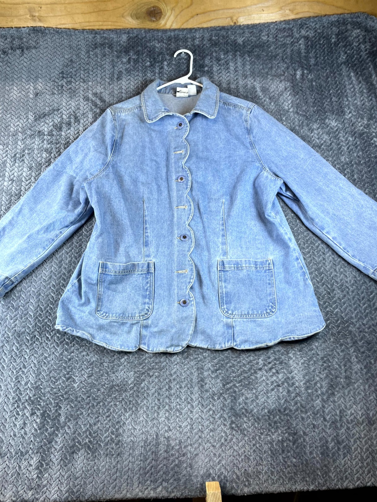 Vintage Roamans Denim Jacket Womens 18W Blue Bohemian 90s Scalloped Button Front Vintage Roamans Denim Jacket Womens 18W Blue Bohemian 90s Scalloped Button Front