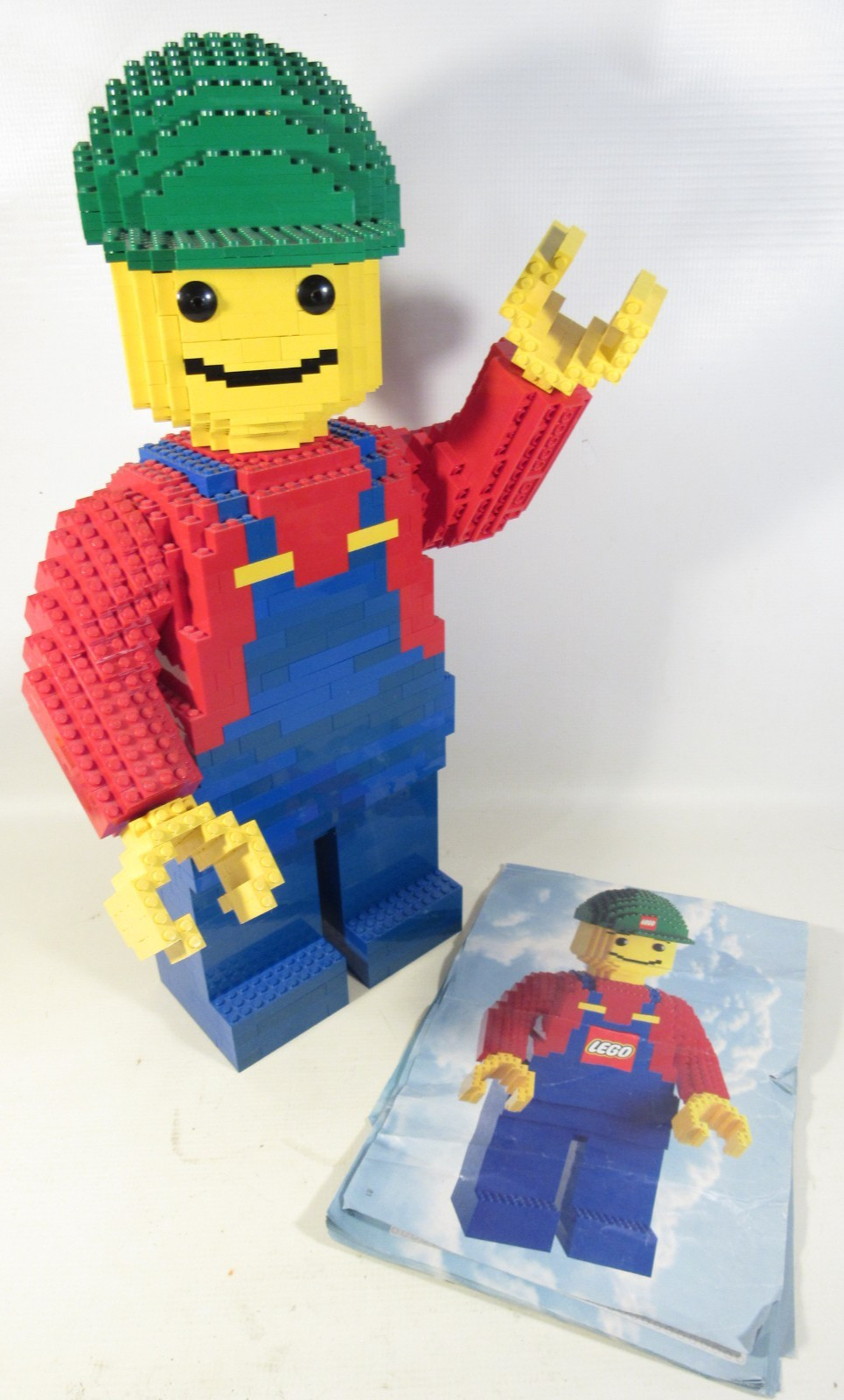 LEGO #3723 Minifigure Statue HUGE 20\
