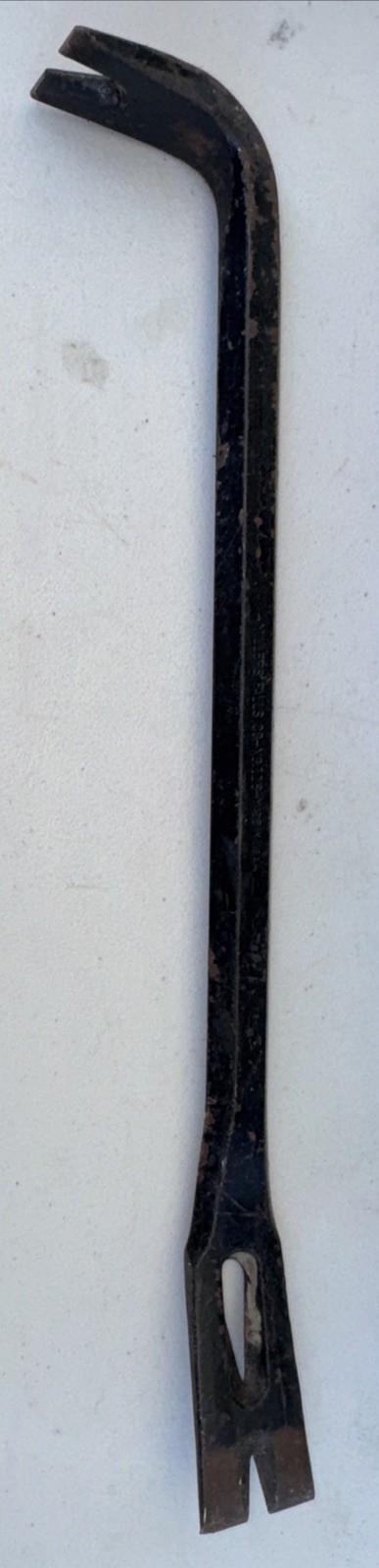VTG Millers Falls No. 118 17.5” Pry Bar Nail Puller Rip Wrecking Bar Made In USA