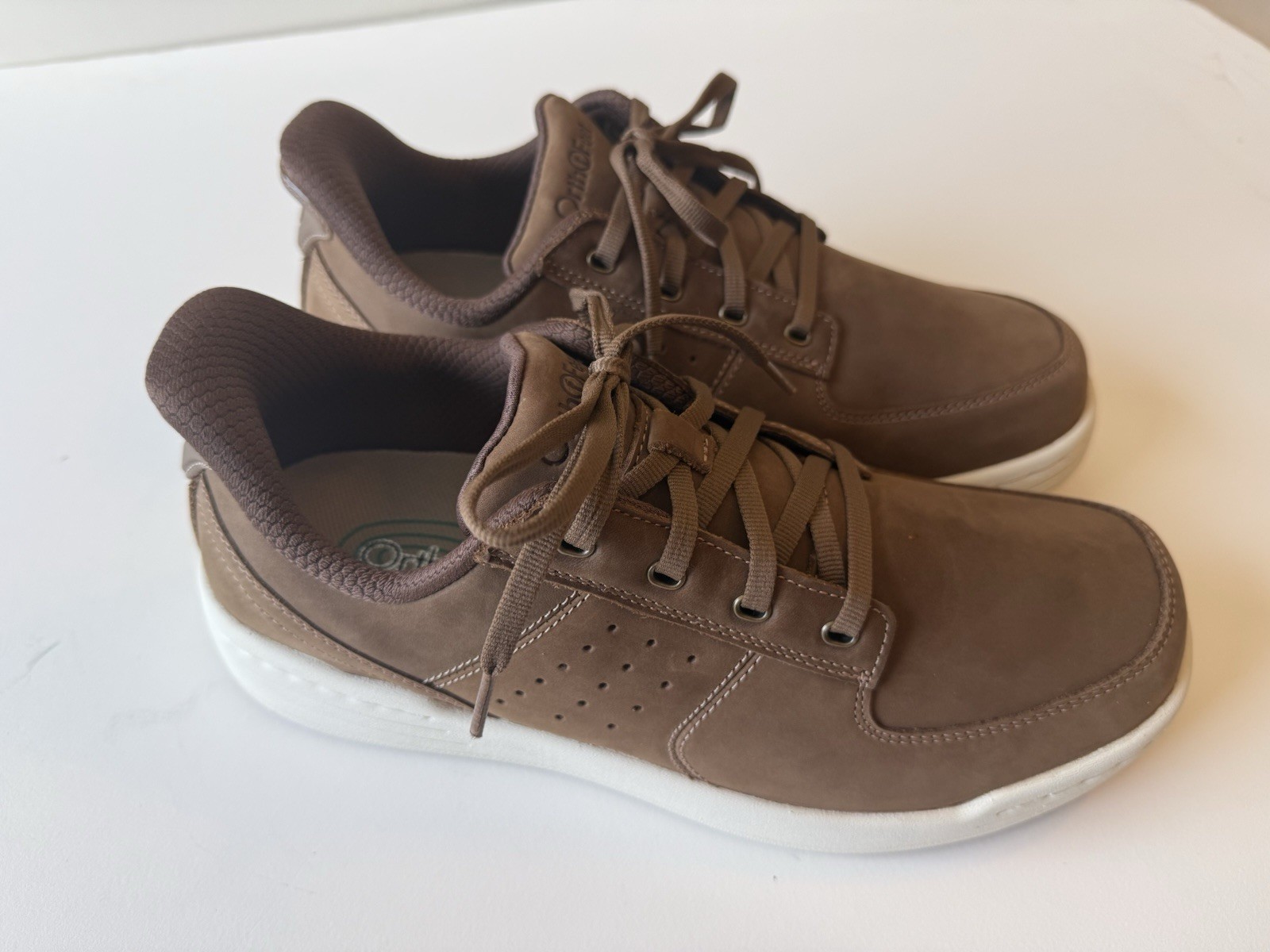 Orthofeet Rove 20251 Men’s 9.5 Wide 2E Tan Nubuck Shoes w/ Box & Inserts
