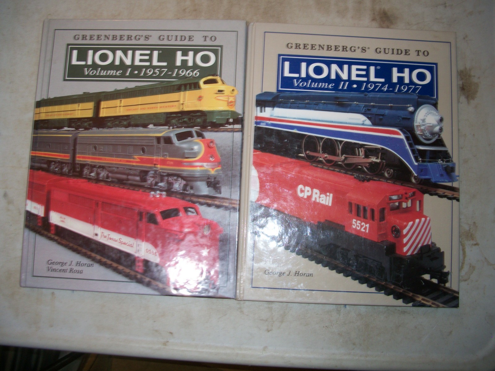 GREENBERG'S GUIDE TO LIONEL HO TRAINS HARDCOVER VOLUME 1 & VOLUME 2 GEORGE HORAN