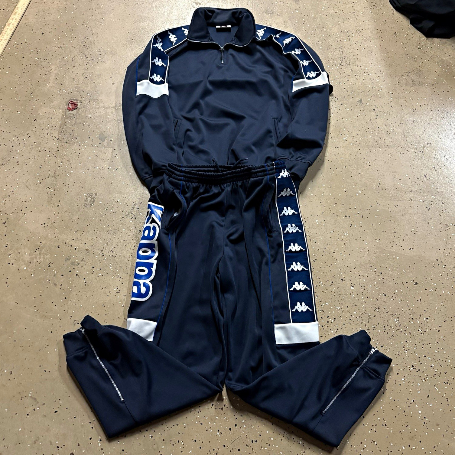 Vintage Kappa Men’s 2XL Navy 2pc Tracksuit Track Jacket & Pants Logo Zip Pockets Vintage Kappa Men’s 2XL Navy 2pc Tracksuit Track Jacket & Pants Logo Zip Pockets