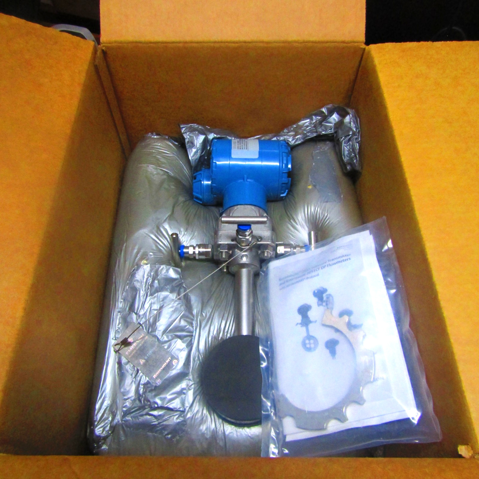 NIB ROSEMOUNT 2051 CFC Orifice Flowmeter 2051CFCDPS020N065033XP1M5WA3WP5 HART