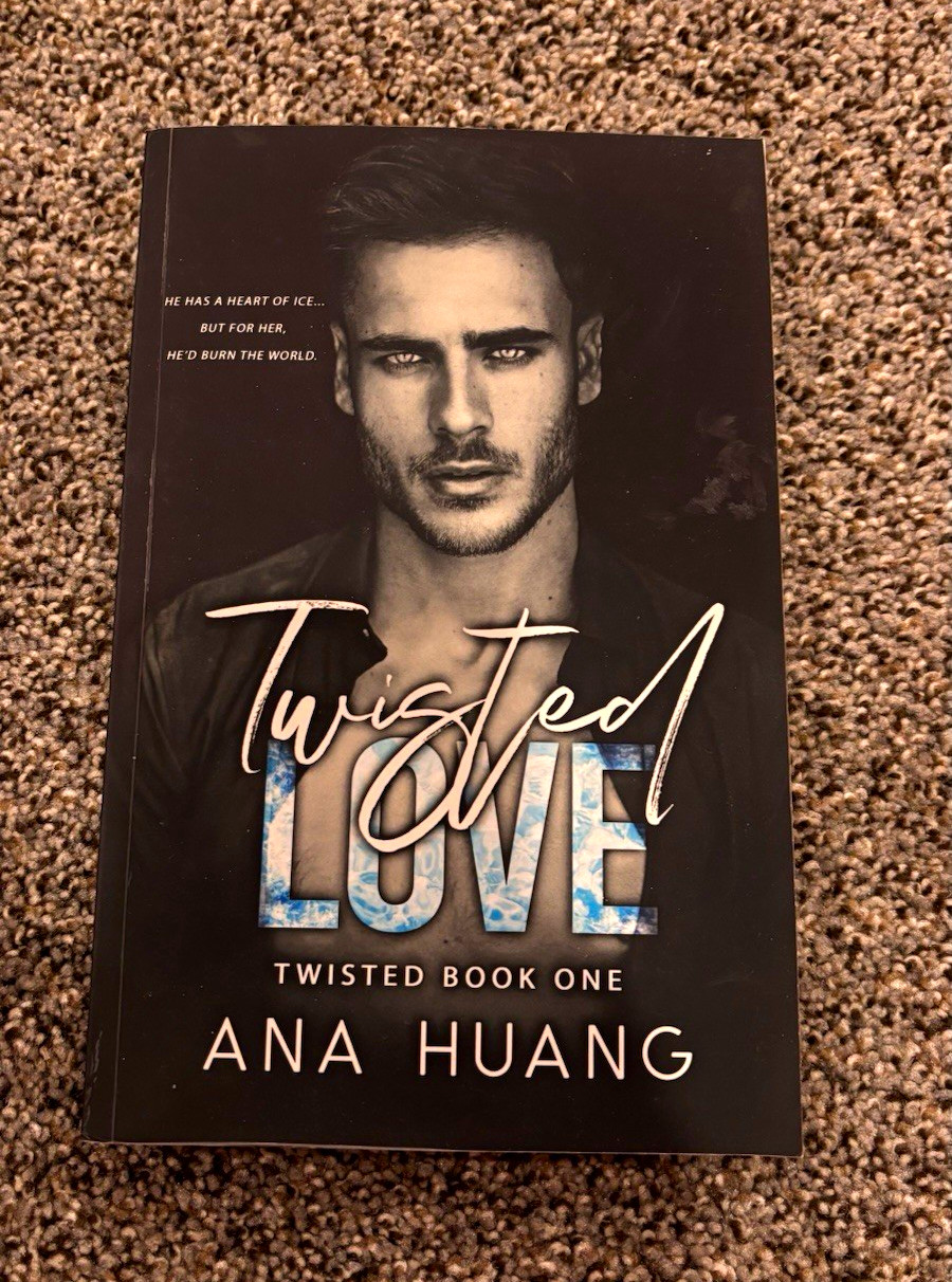 Ana Huang Twisted Love (Twisted Ser.) 2021 Trade Paperback Romance Fiction Ana Huang Twisted Love (Twisted Ser.) 2021 Trade Paperback Romance Fiction