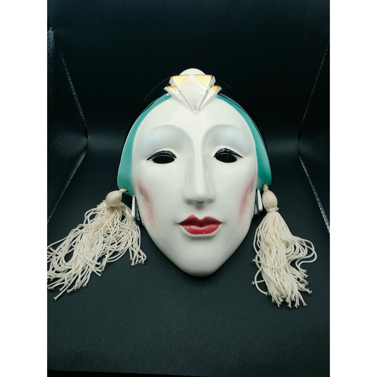 Vintage Vandor Pelzman Designs Ceramic Wall Mask Art Deco Tassel 1980s Japan