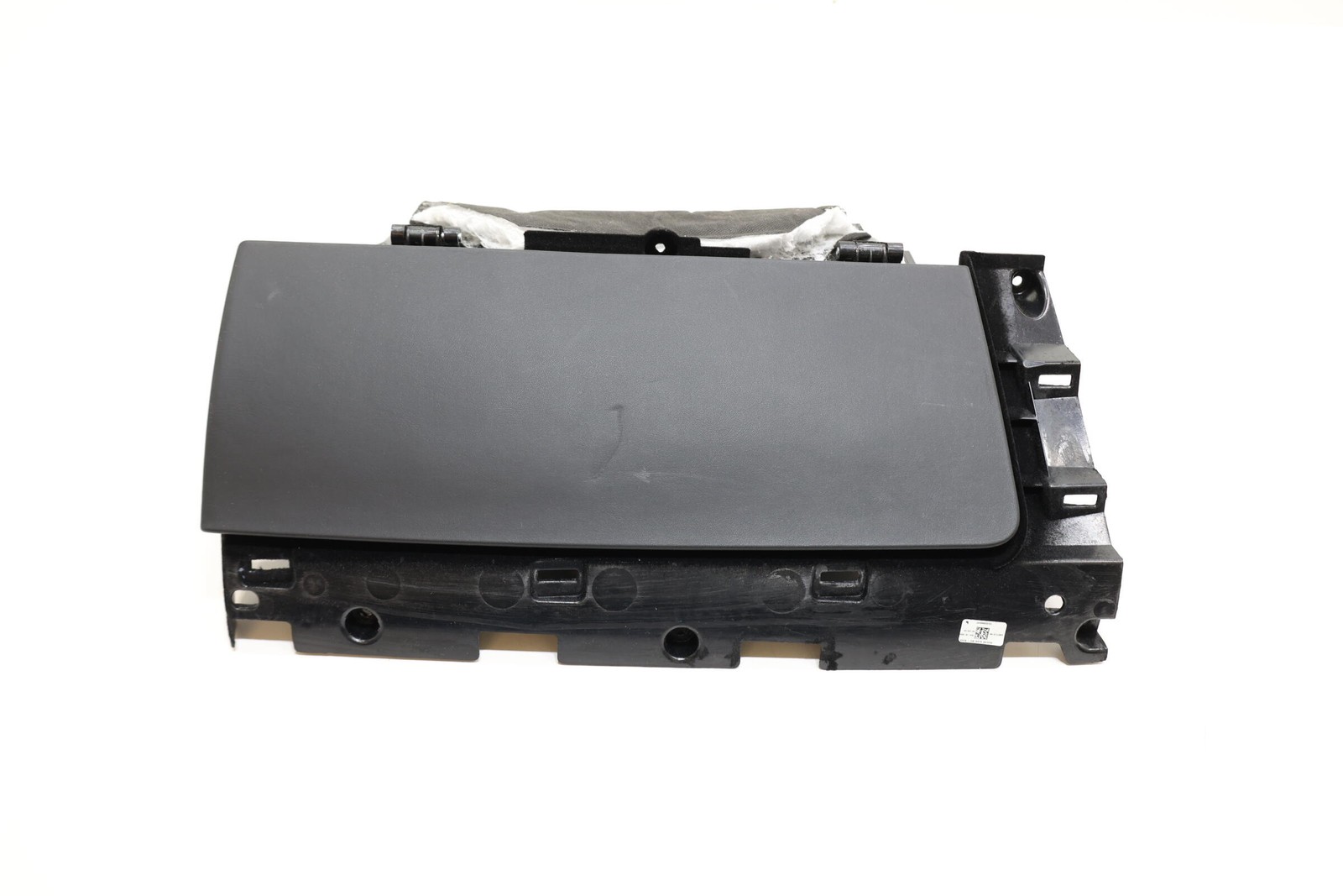 2016 - 2021 TESLA MODEL S DASH GLOVE BOX STORAGE COMPARTMENT OEM 100332721P 2016 - 2021 TESLA MODEL S DASH GLOVE BOX STORAGE COMPARTMENT OEM 100332721P