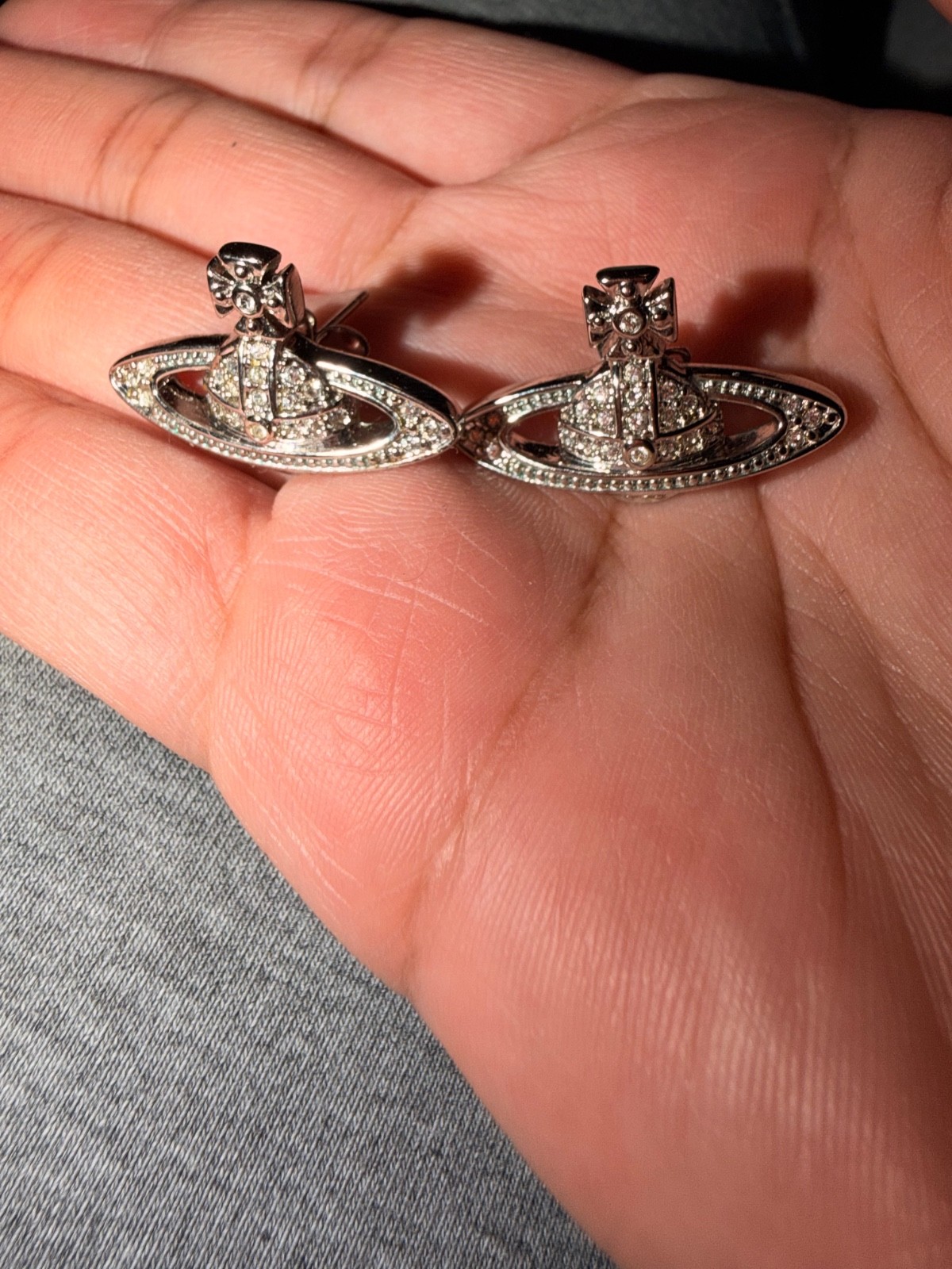 vivienne westwood earrings/mini bas relief vivienne westwood earrings/mini bas relief