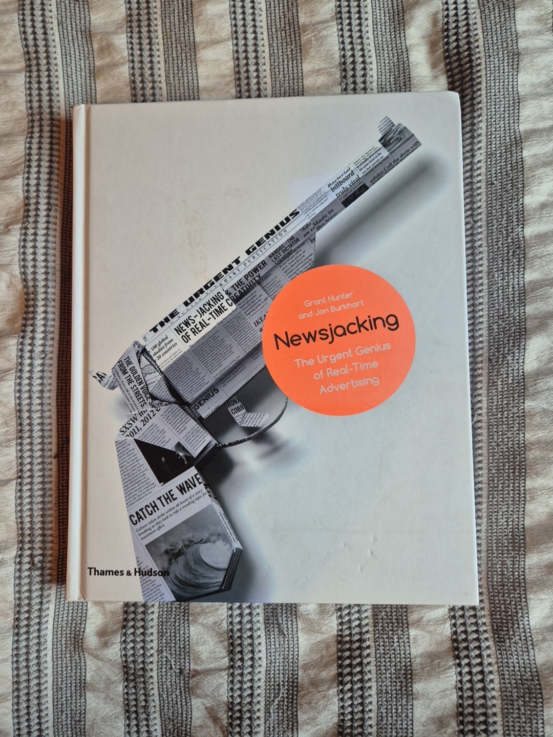 Newsjacking: The Urgent Genius of Real-Time Advertising Newsjacking: The Urgent Genius of Real-Time Advertising