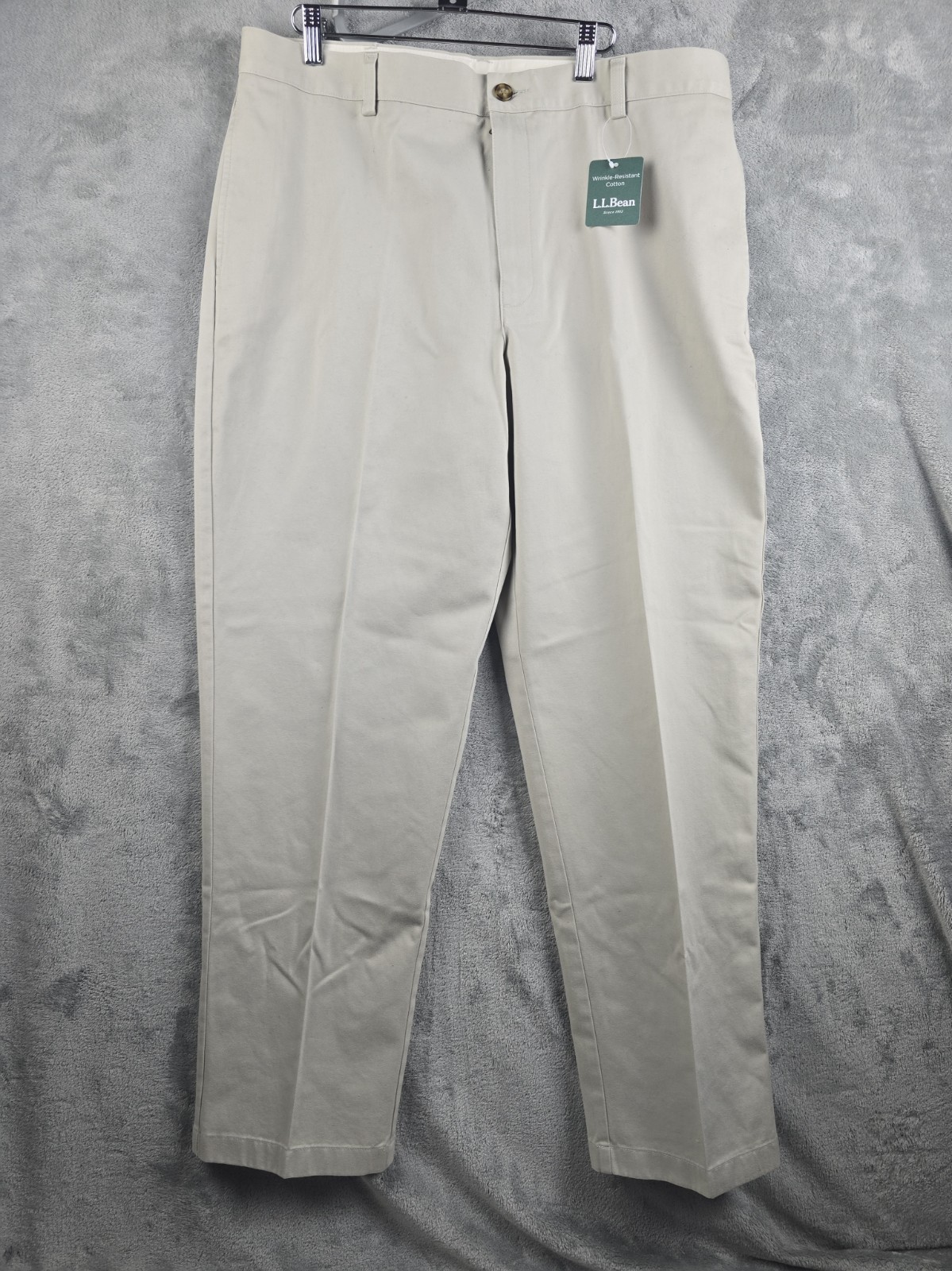 L.L. Bean Mens Pants 38x32 Wrinkle-Free Classic Fit Light Khaki Chinos