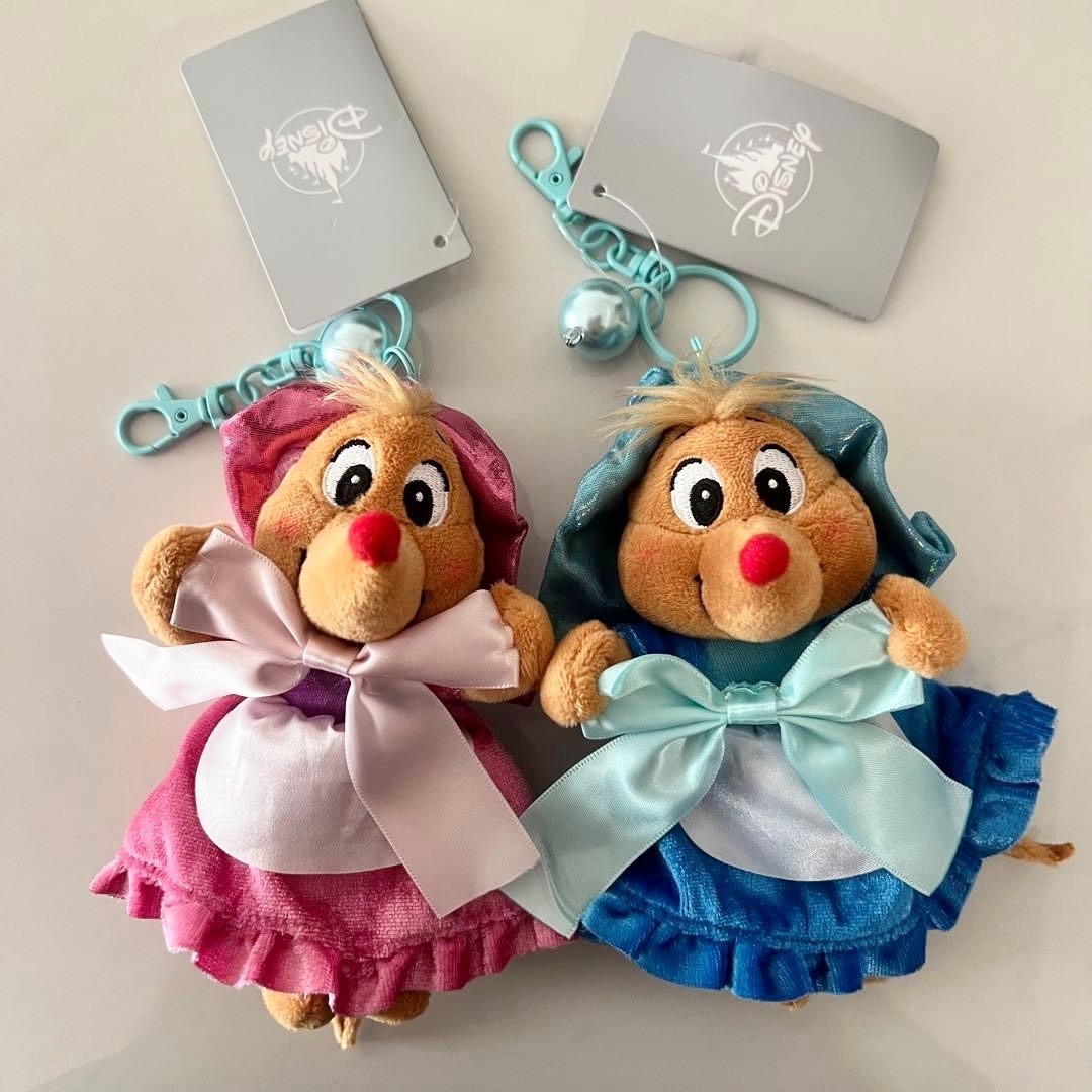 Tokyo Disney Store Suzy & Perla Plush Toy Keychain blue pearl cinderella friends