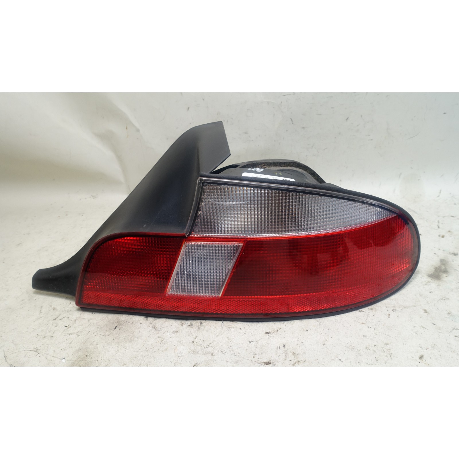 Damaged 1999-2002 BMW Z3 Roadster Right Rear Tail Light Clear Turn Signal OEM