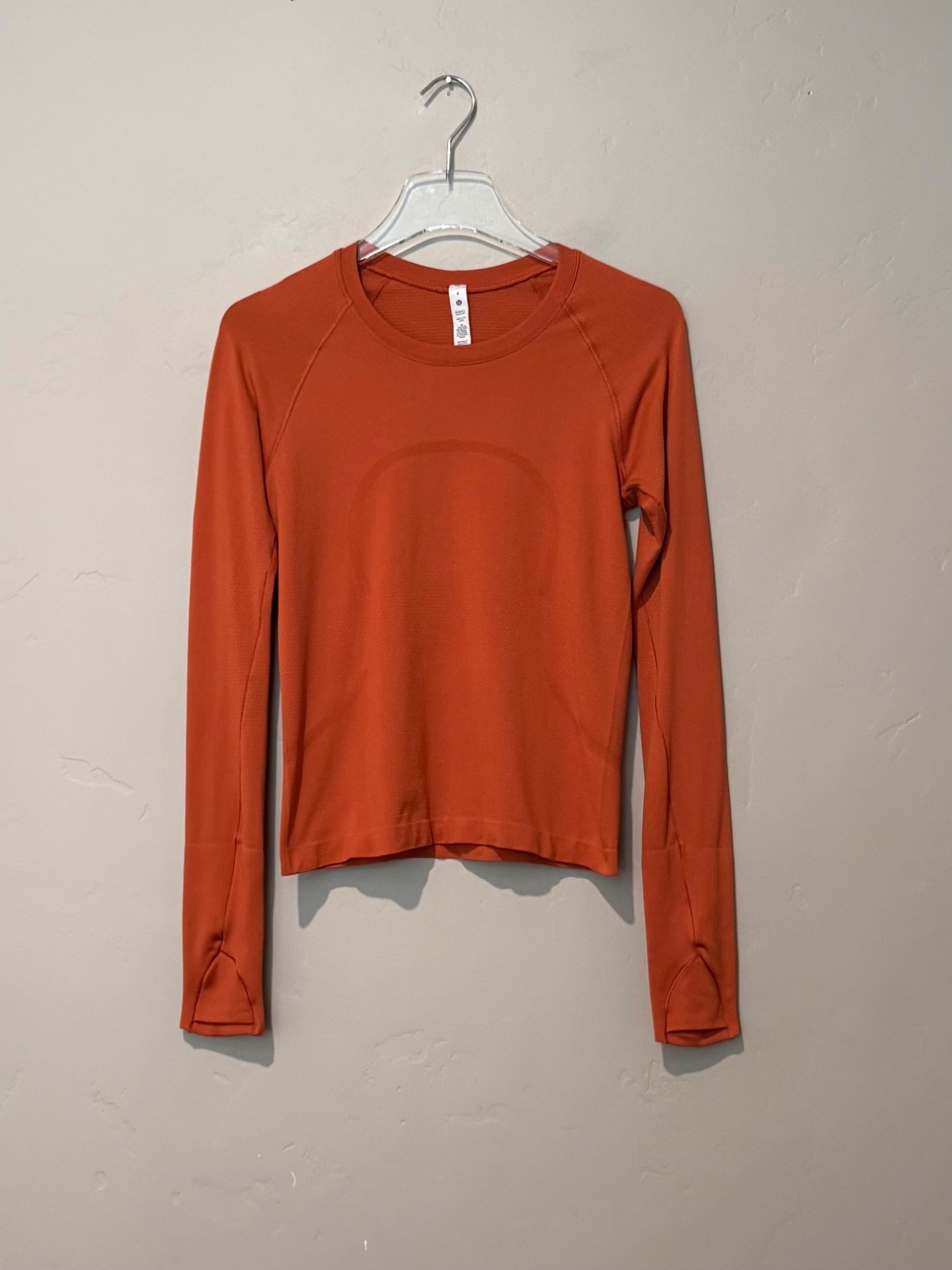 Lululemon Swiftly Tech 2.0 Race Length Womens 6 Orange Long Sleeve Shirt