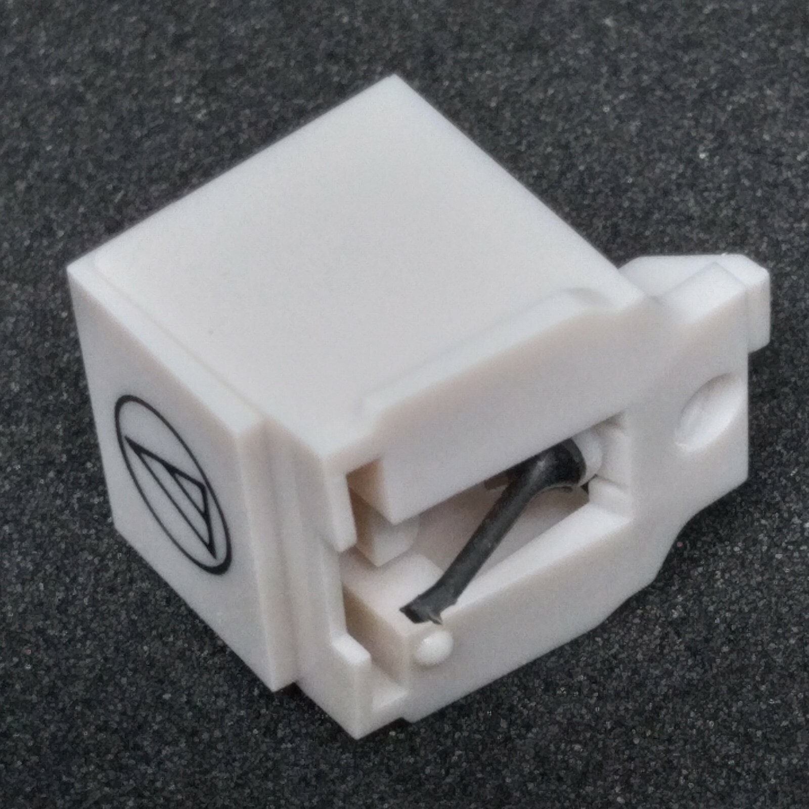 ATN3600L   DIAMOND NEEDLE STYLUS USA SELLER  