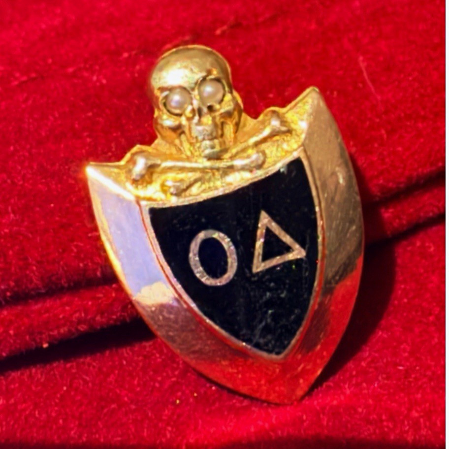 Vintage 10K Gold Omicron Delta Fraternal Pin Skull & Crossbones Pearl Shield