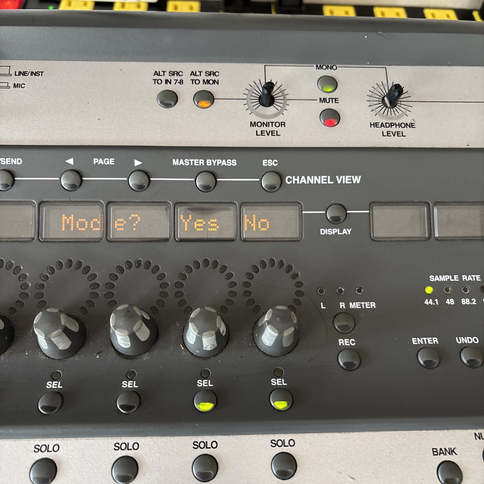 Digidesign Digi 002 MX002 FireWire Audio Interface 18x18 Control Surface MIDI