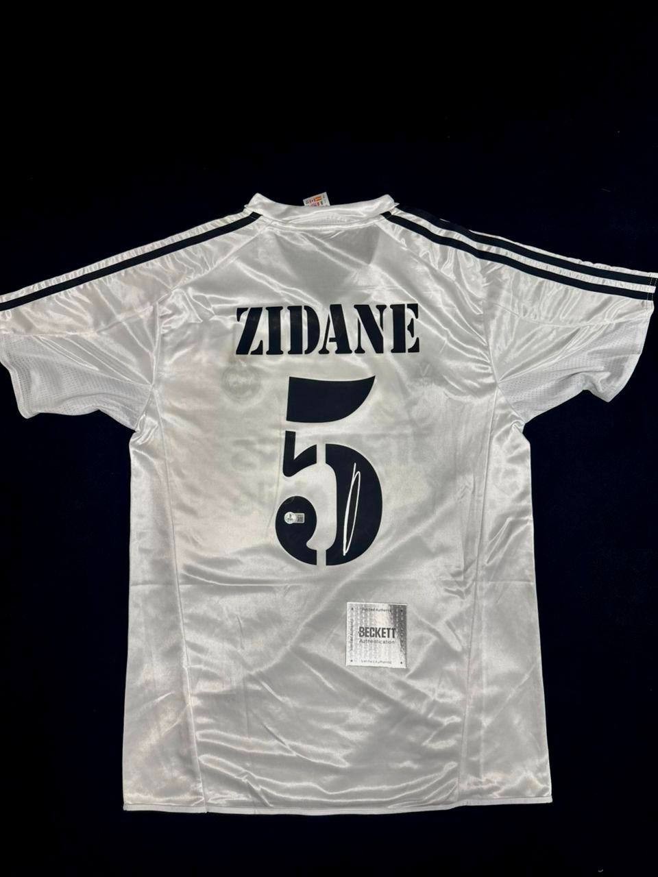 Zinedine Zidane Real Madrid Jersey #5 Signed Beckett COA