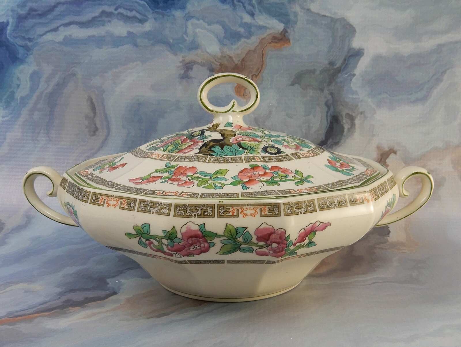 Vintage Myott ,son & Co.Round Covered 12 Sided Serving Bowl
