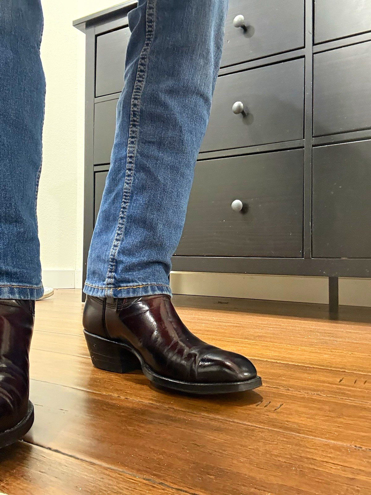 Lucchese Men's Black Cherry Leather Western Cowboy Boots French Toe Pull-On