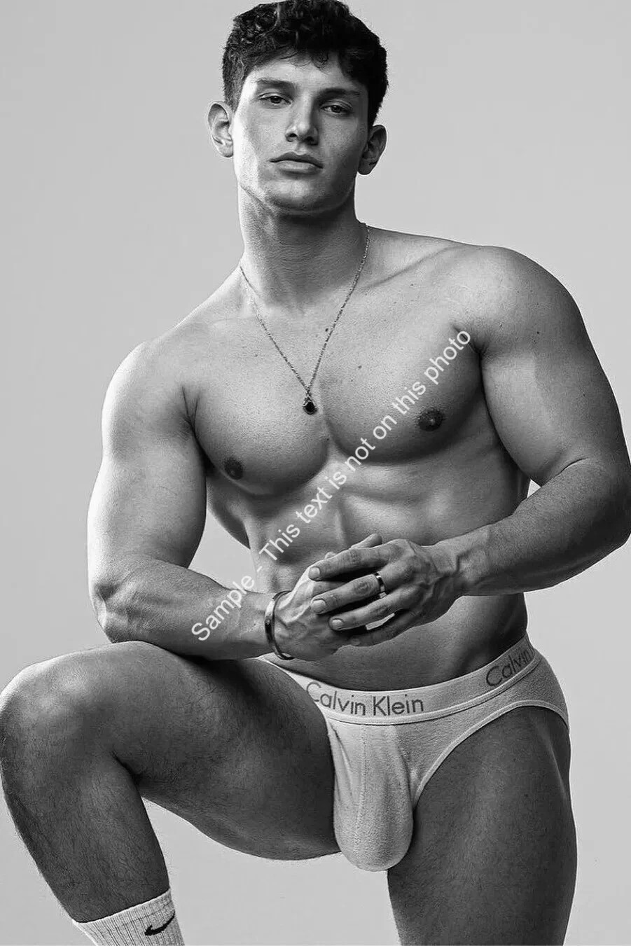 Nude Muscular Gay Man Naked Hunk Beefcake Male Cute Butt Jock HD 5X7 Photo M537