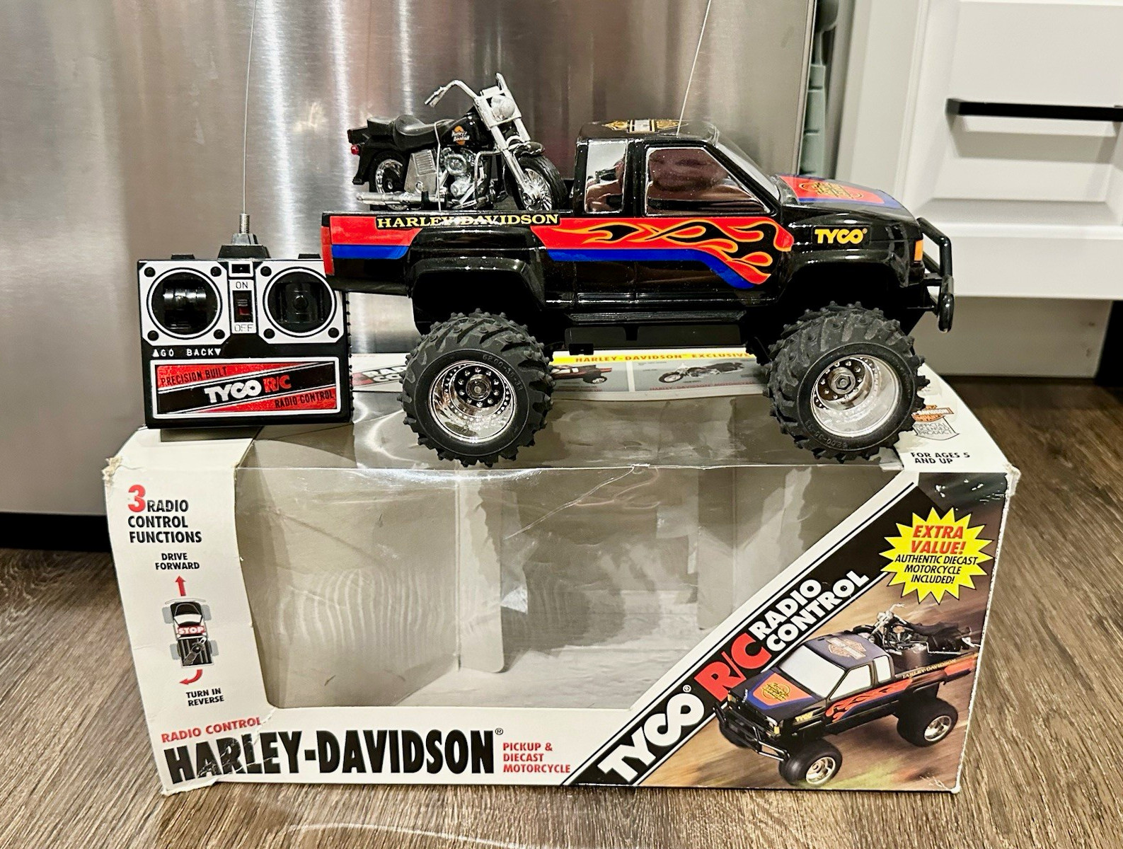 Vintage TYCO RC Harley-Davidson Pickup Truck w/ Remote & Box No. 2439 Tested 
