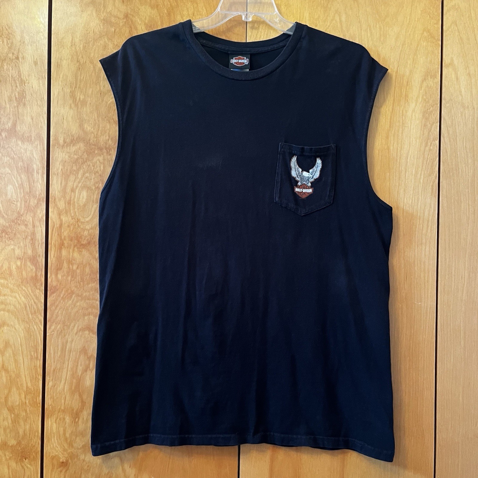 Harley-Davidson Mens Black Sleeveless Pocket T-Shirt Eagle Logo Muscle Tee XL Harley-Davidson Mens Black Sleeveless Pocket T-Shirt Eagle Logo Muscle Tee XL