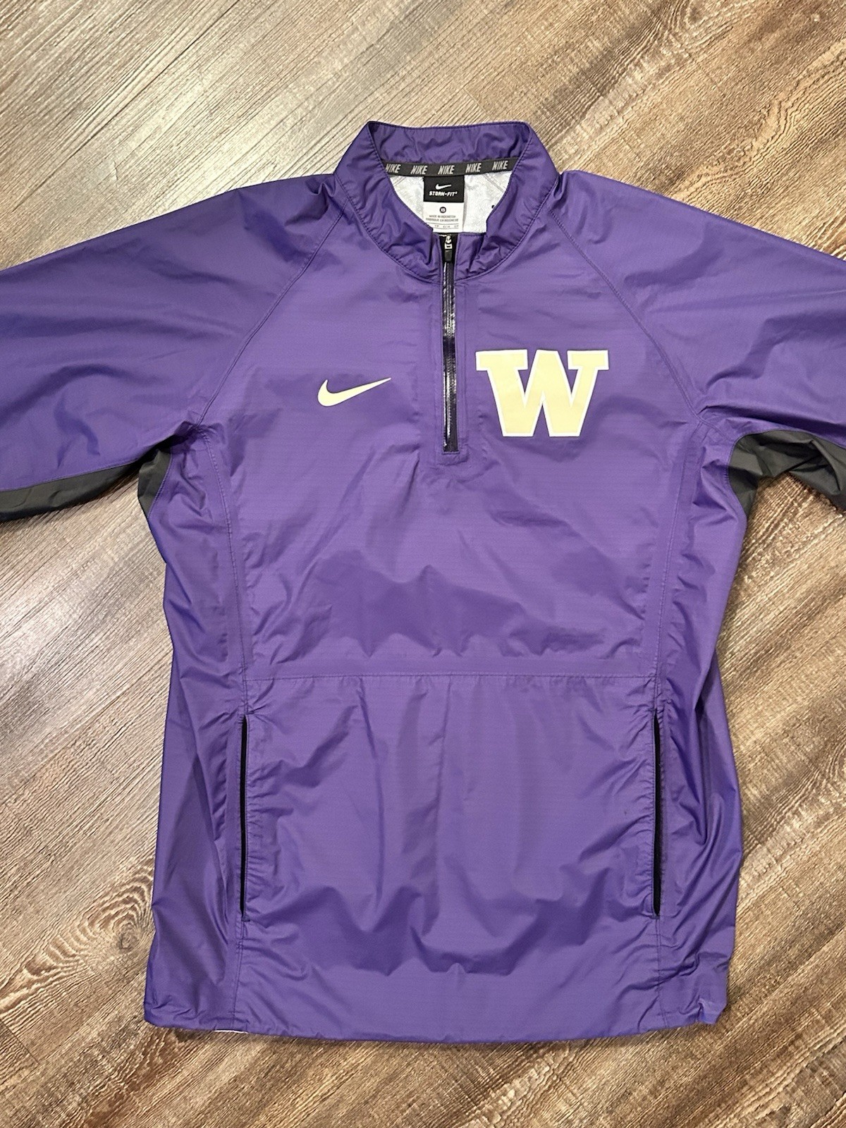 NIKE WASHINGTON HUSKIES STORM FIT RAIN GOLF JACKET MENS SIZE XS