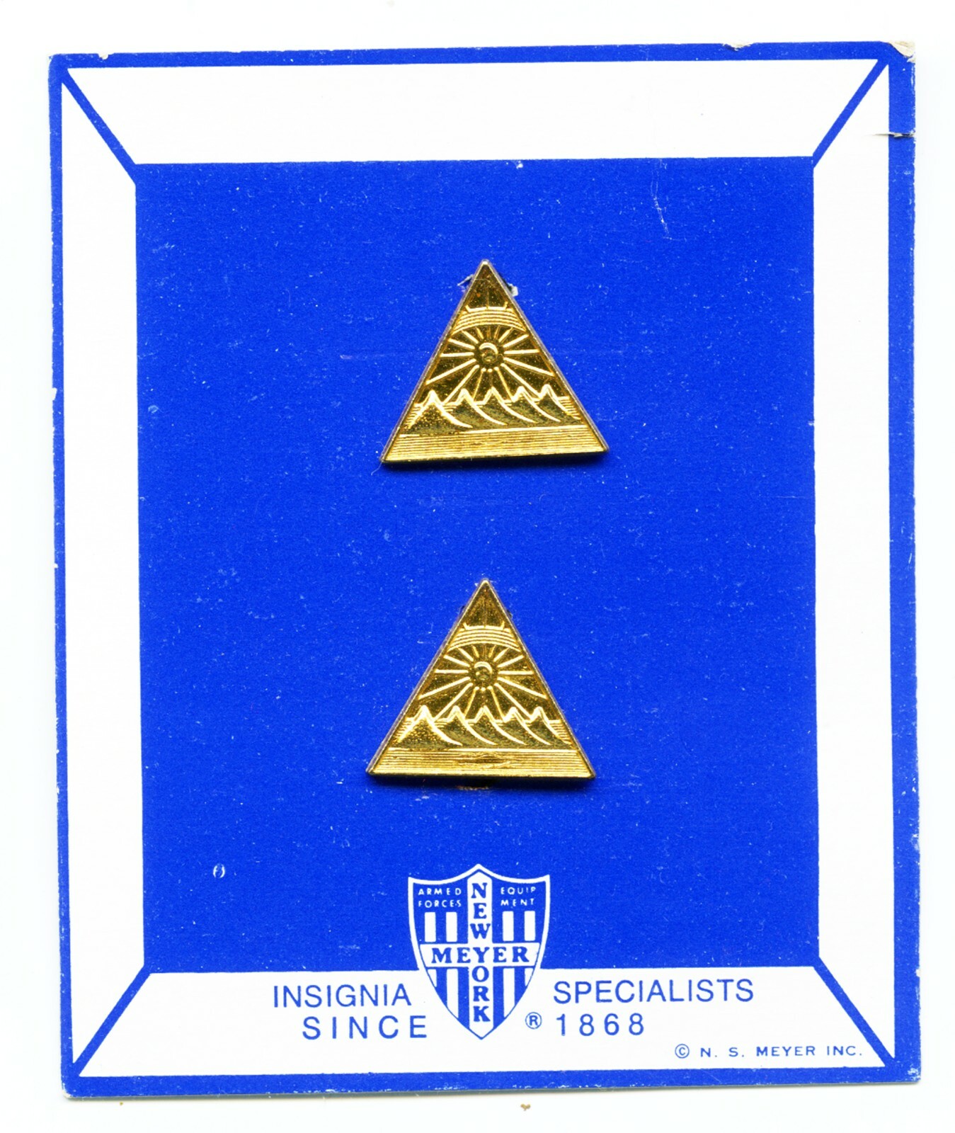 TWO PAIRS Somoza Era NICARAGUA NATIONAL GUARD Lapel Pin Badge Crest Pin Set