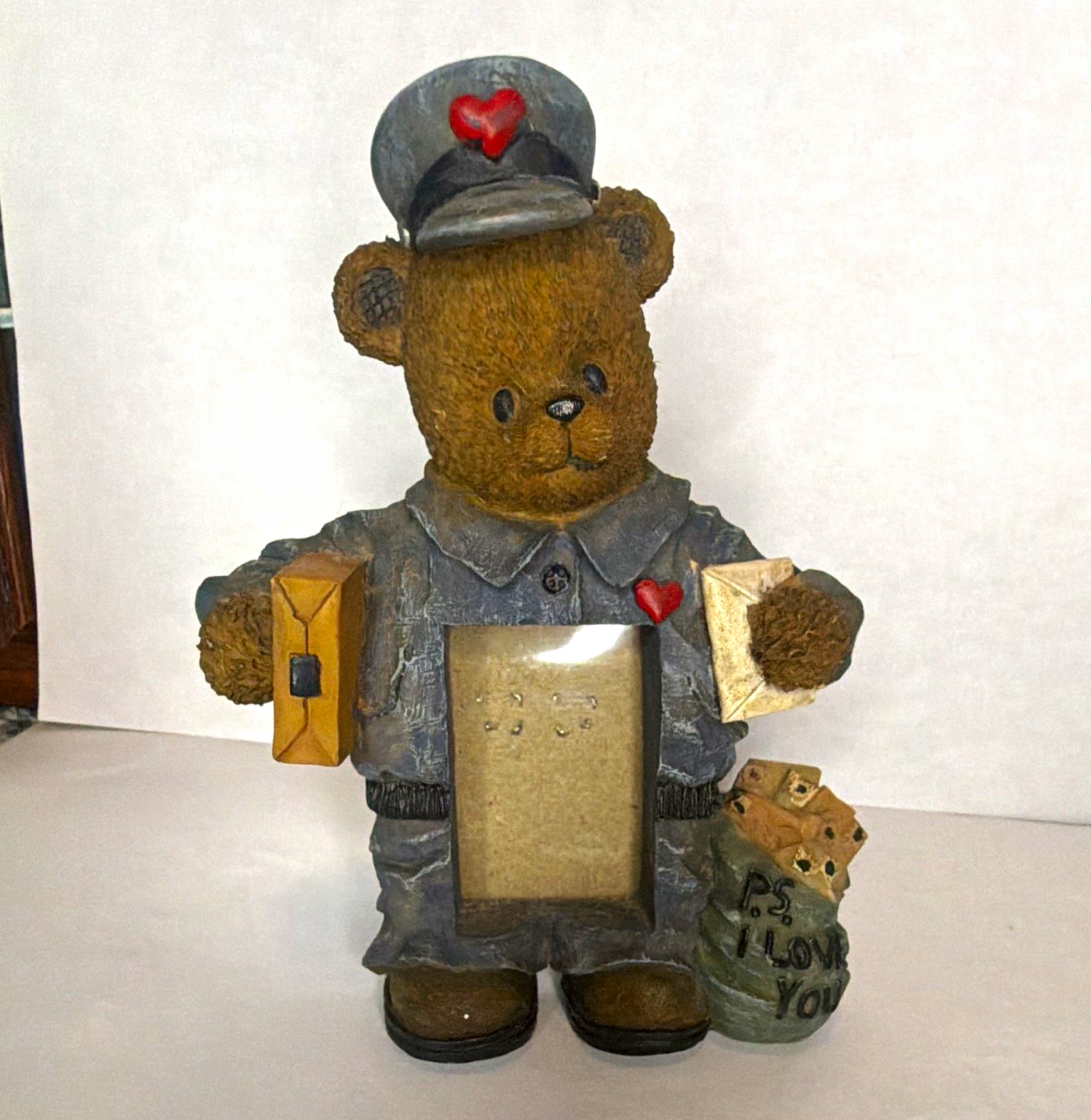Young\'s Inc Teddy Bear Mailman Resin Tabletop Frame 3D Love Portrait