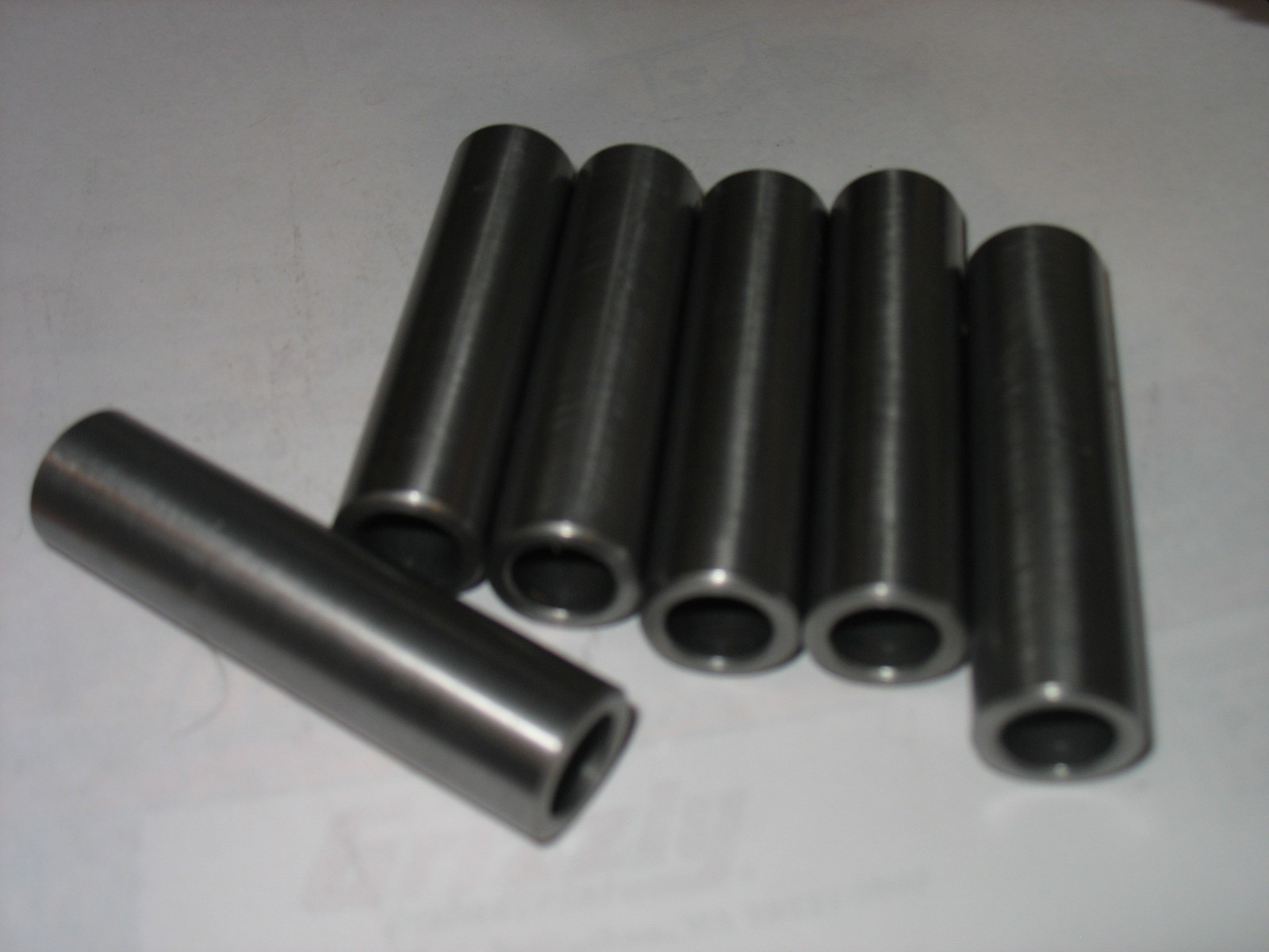 Steel Bushings /Space 3 sizes 75 Pieces Special Steel Bushings /Space 3 sizes 75 Pieces Special
