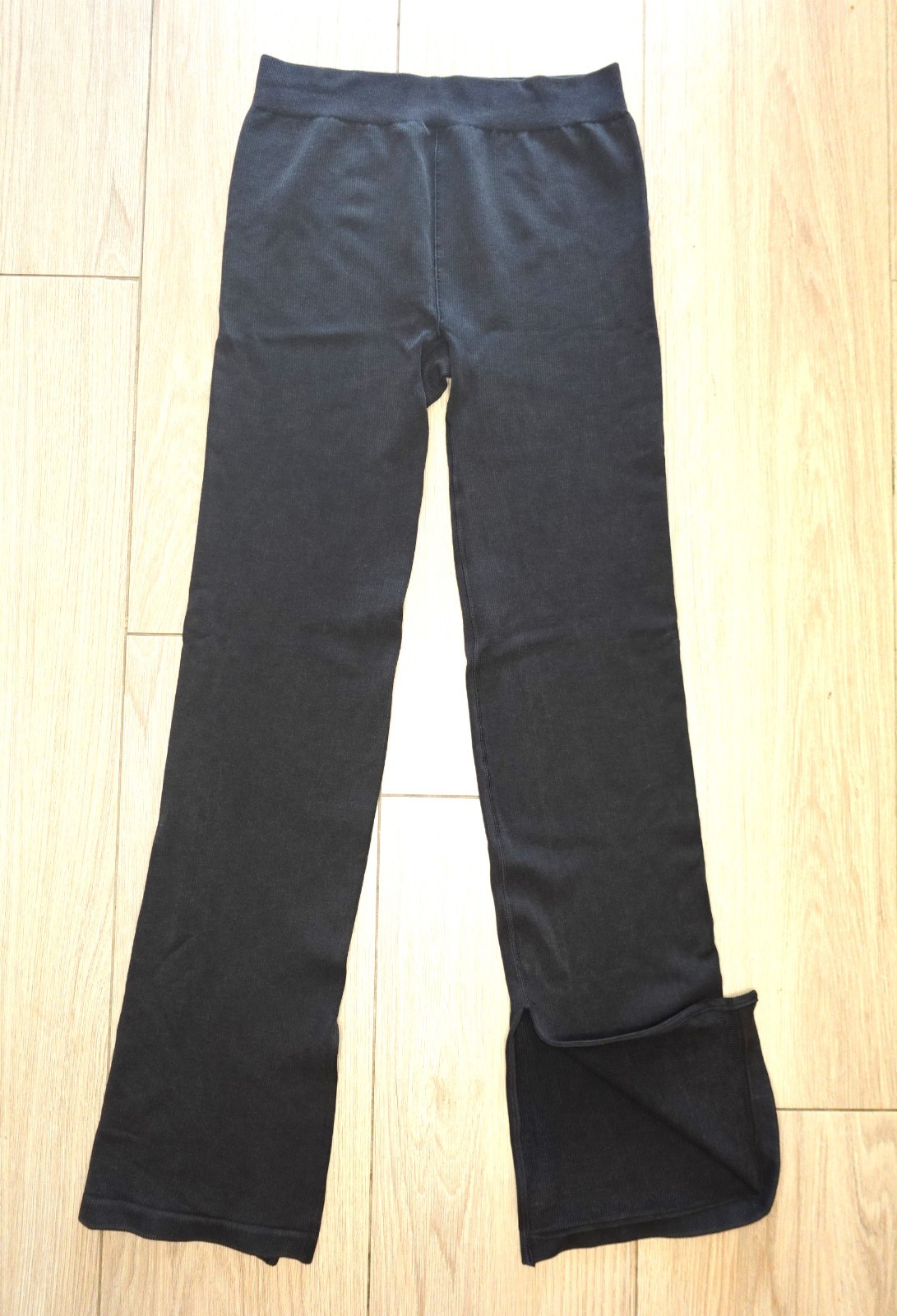 Fabletics Women\'s Black Pants Seamless Deep Rib High-Waisted Ankle Slit Size L