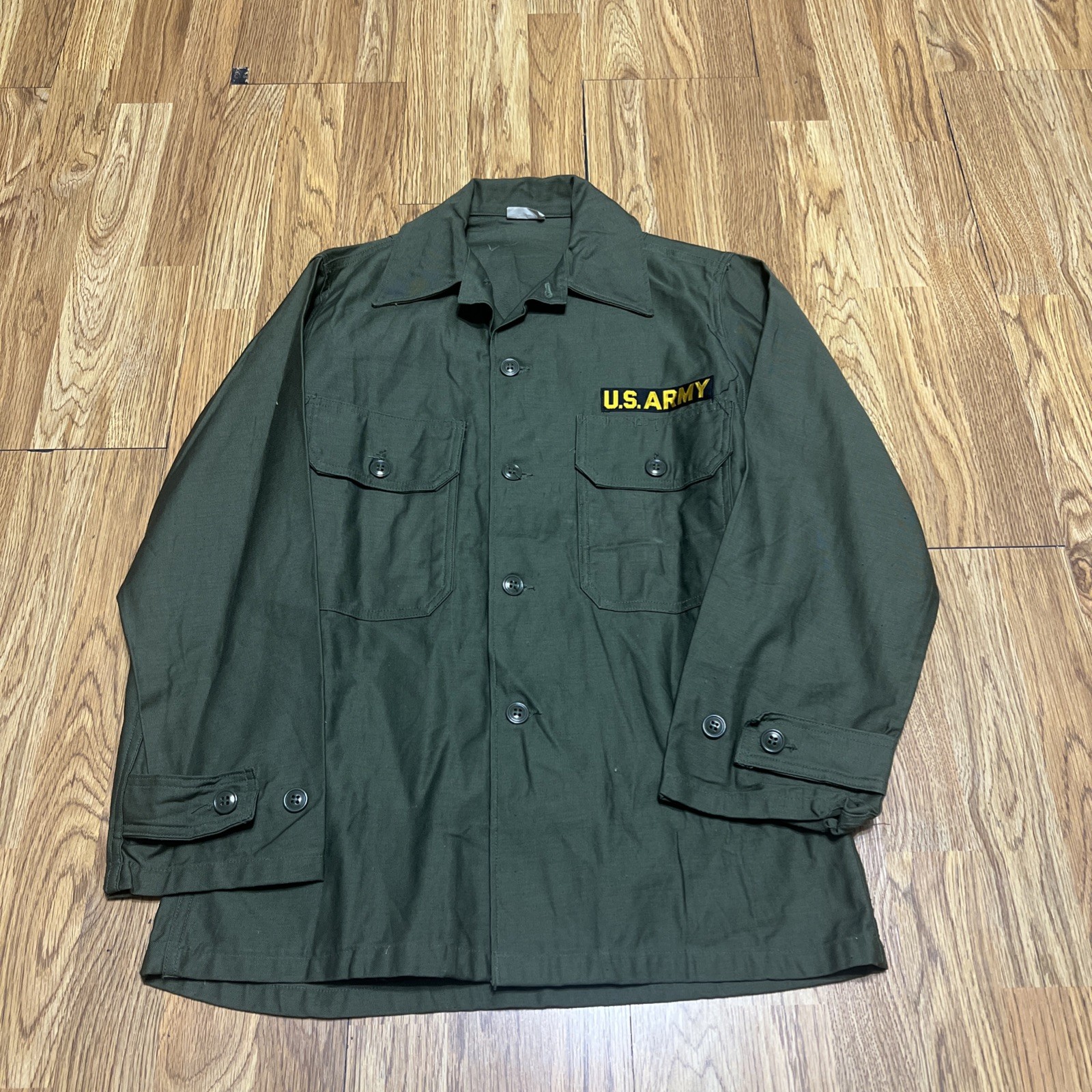 RARE Sateen 1964 Vietnam War Era Shirt Adjustable Wrist Button Up Sz S