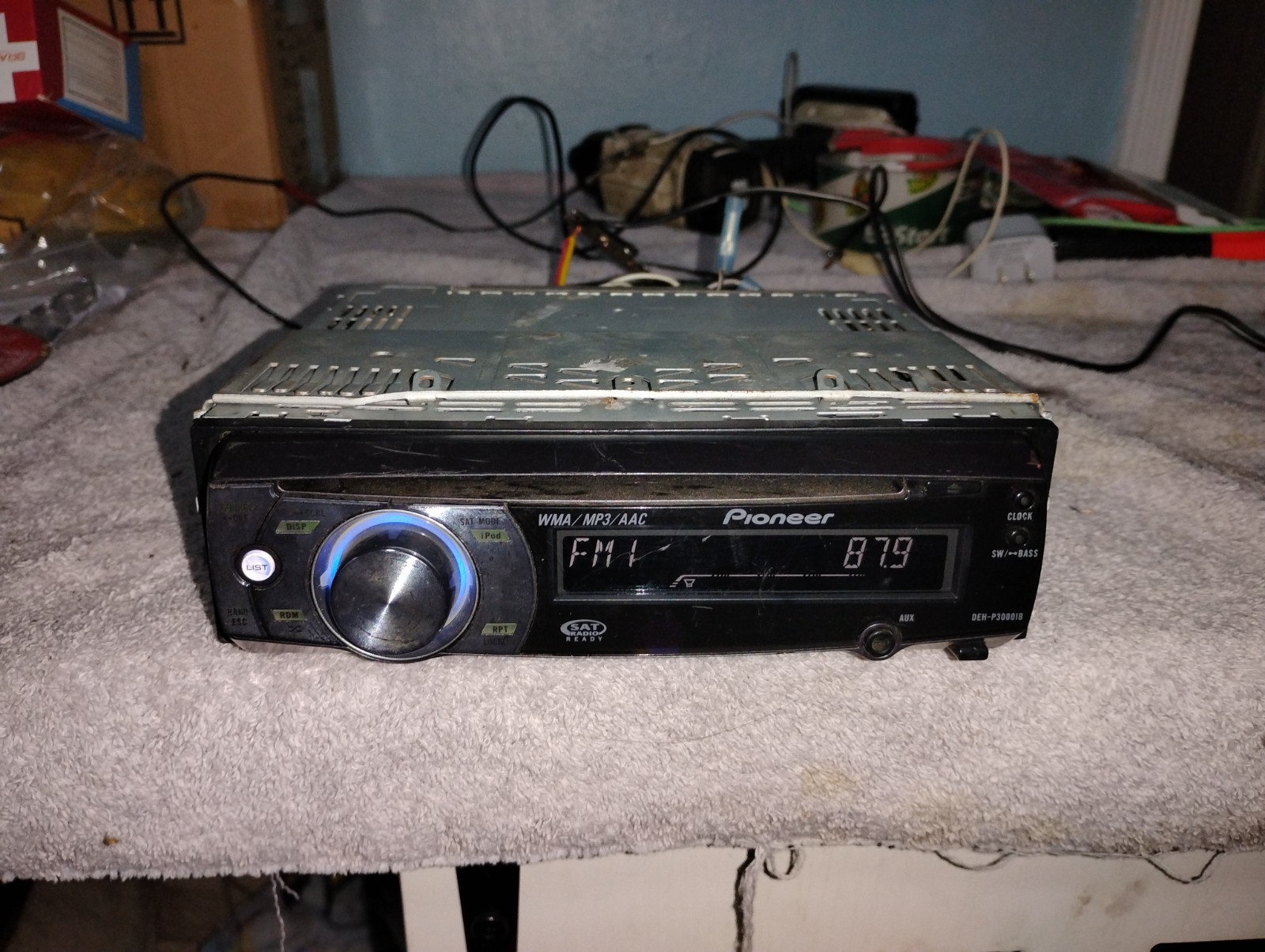 Pioneer DEH-P3000IB Single DIN CD Player Stereo MP3 AUX Receiver Tested Working